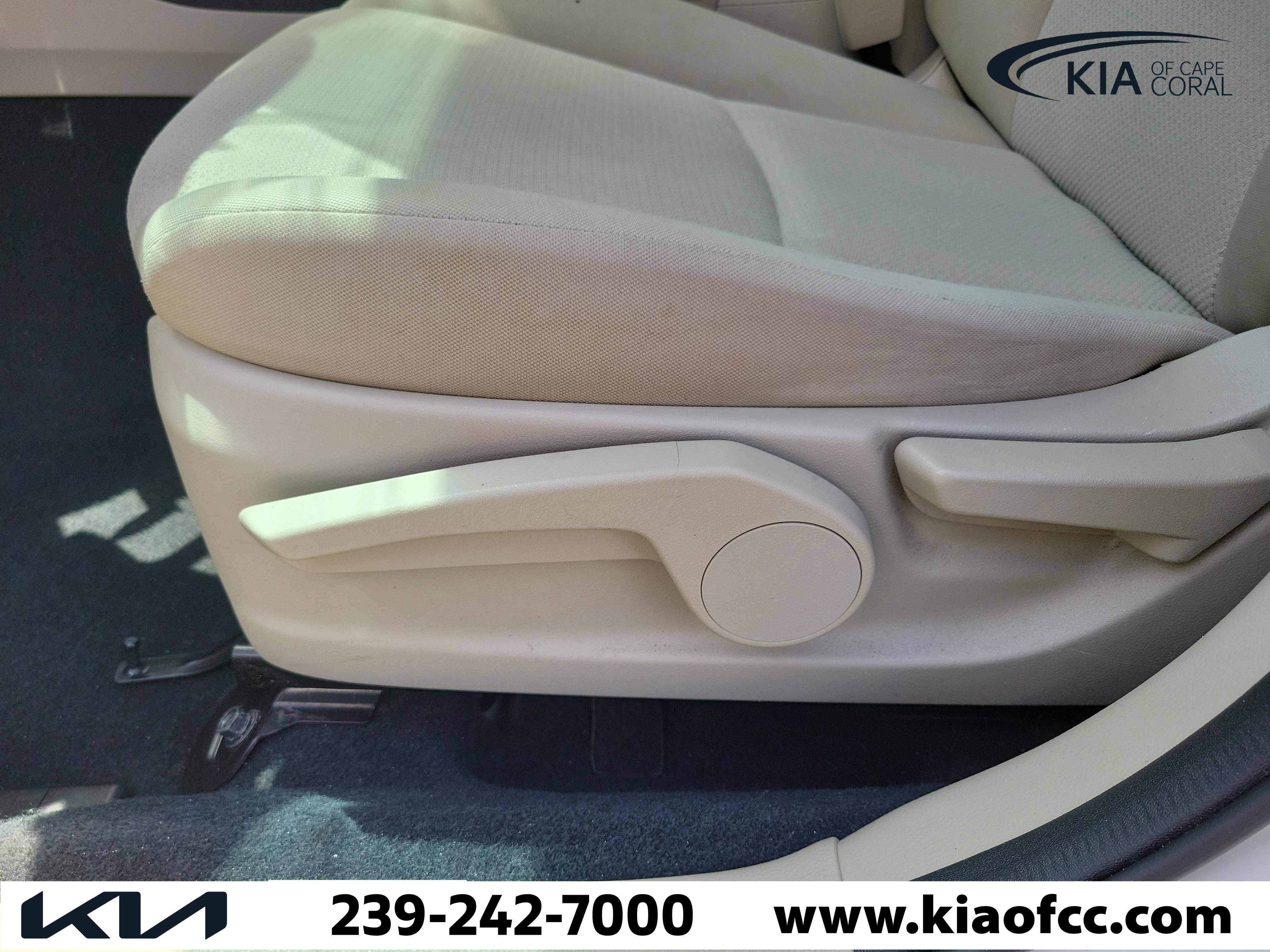 Used 2014 Subaru Impreza 2.0i Premium image 21