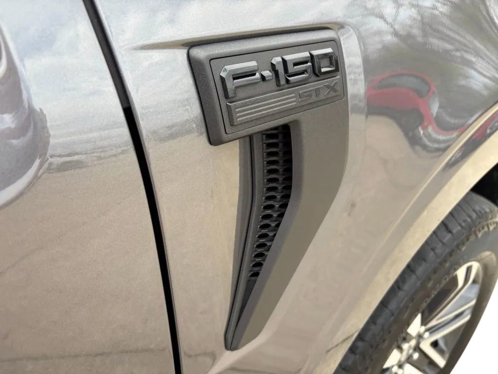 Used 2023 Ford F150 XL w/ STX Appearance Package image 9