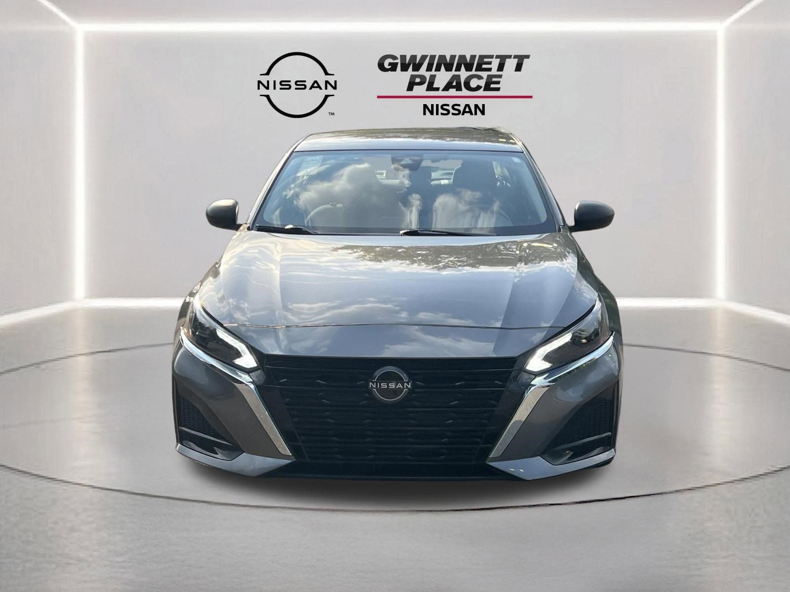 Used 2024 Nissan Altima 2.5 SV FWD image 28