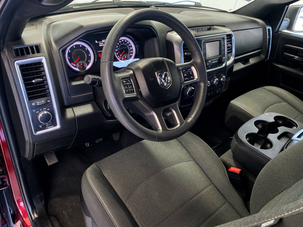 Used 2024 RAM 1500 Warlock RWD image 20
