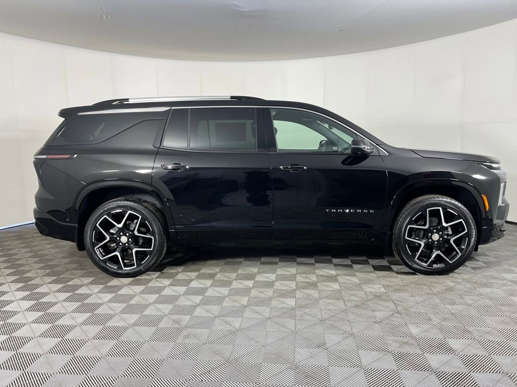 New 2026 Chevrolet Traverse High Country image 5