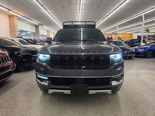 Used 2022 Jeep Wagoneer Series II w/ Premium Group I AWD/4WD image 3