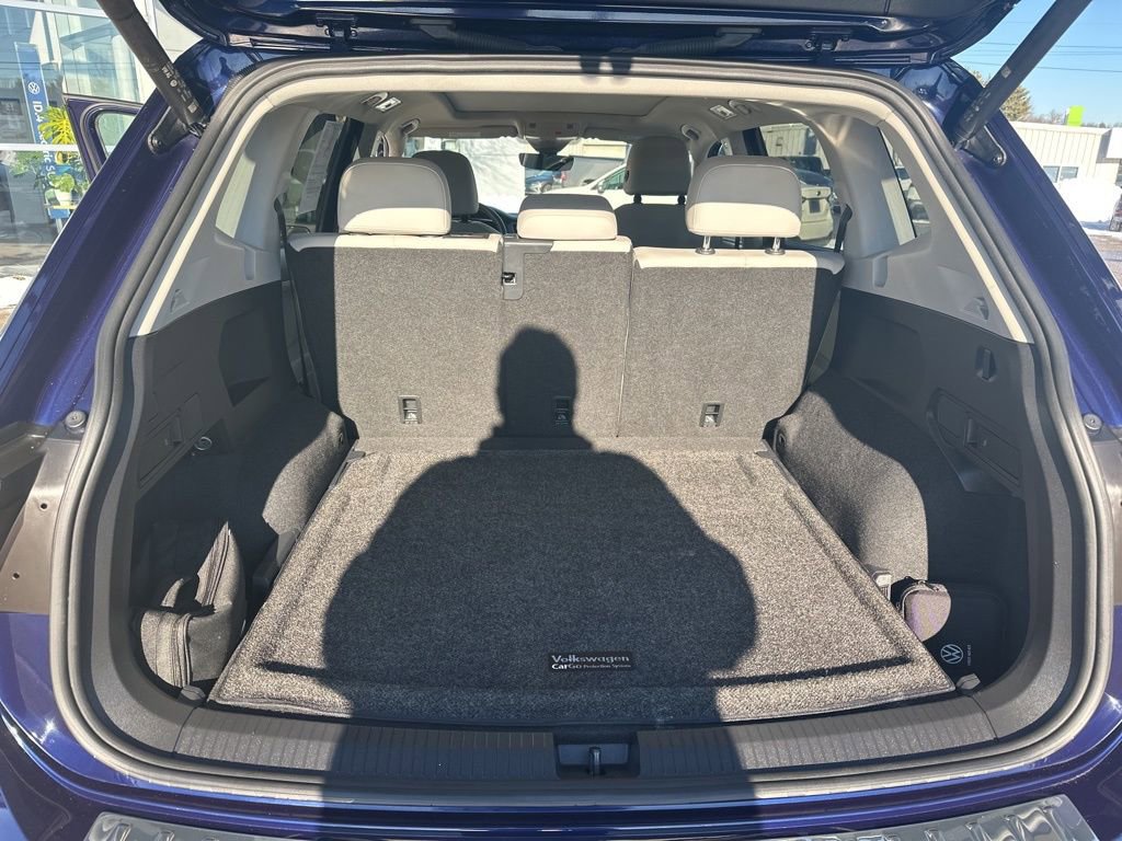 Used 2022 Volkswagen Tiguan SE w/ Panoramic Sunroof Package image 30