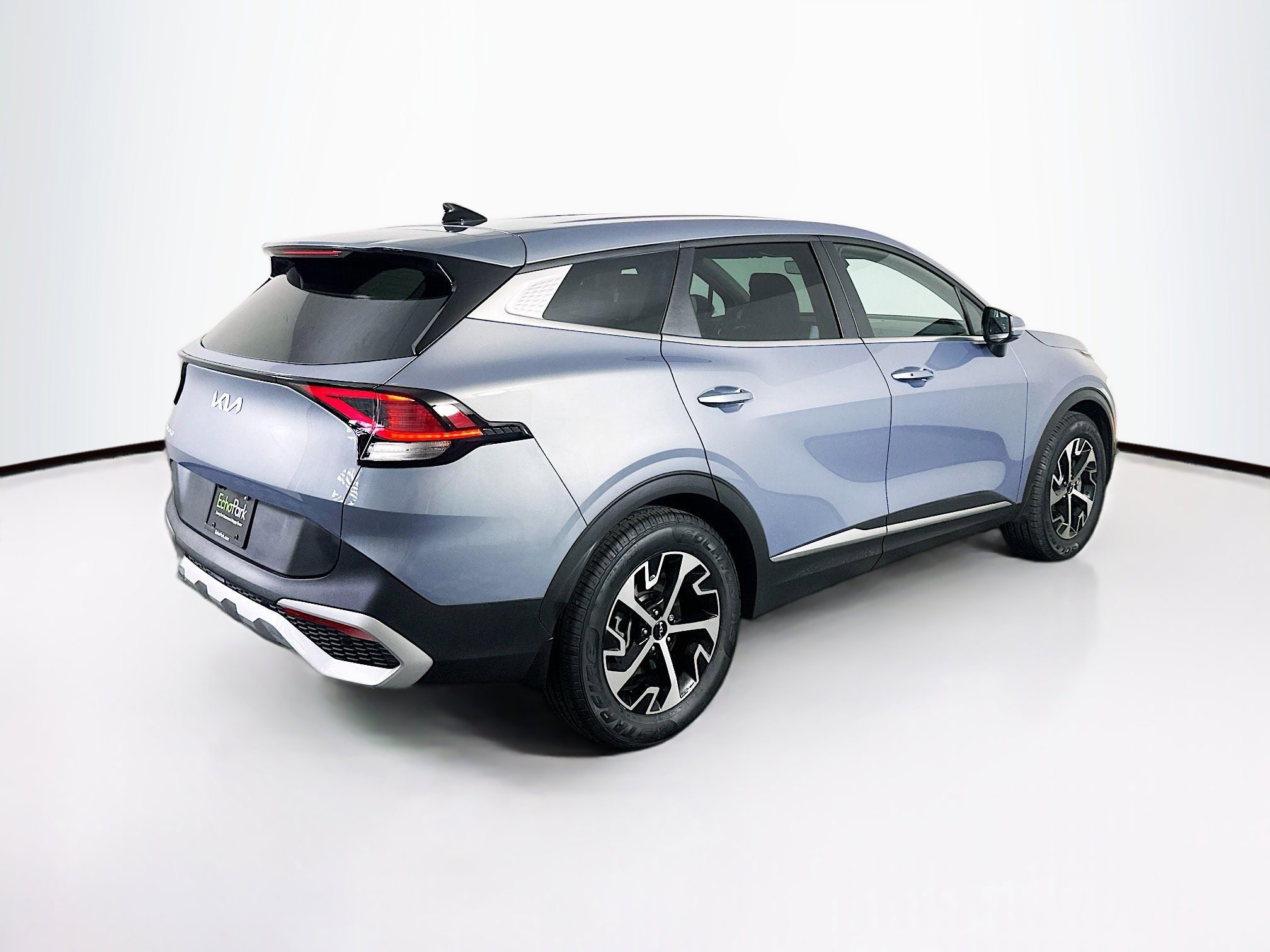 Used 2024 Kia Sportage EX image 9