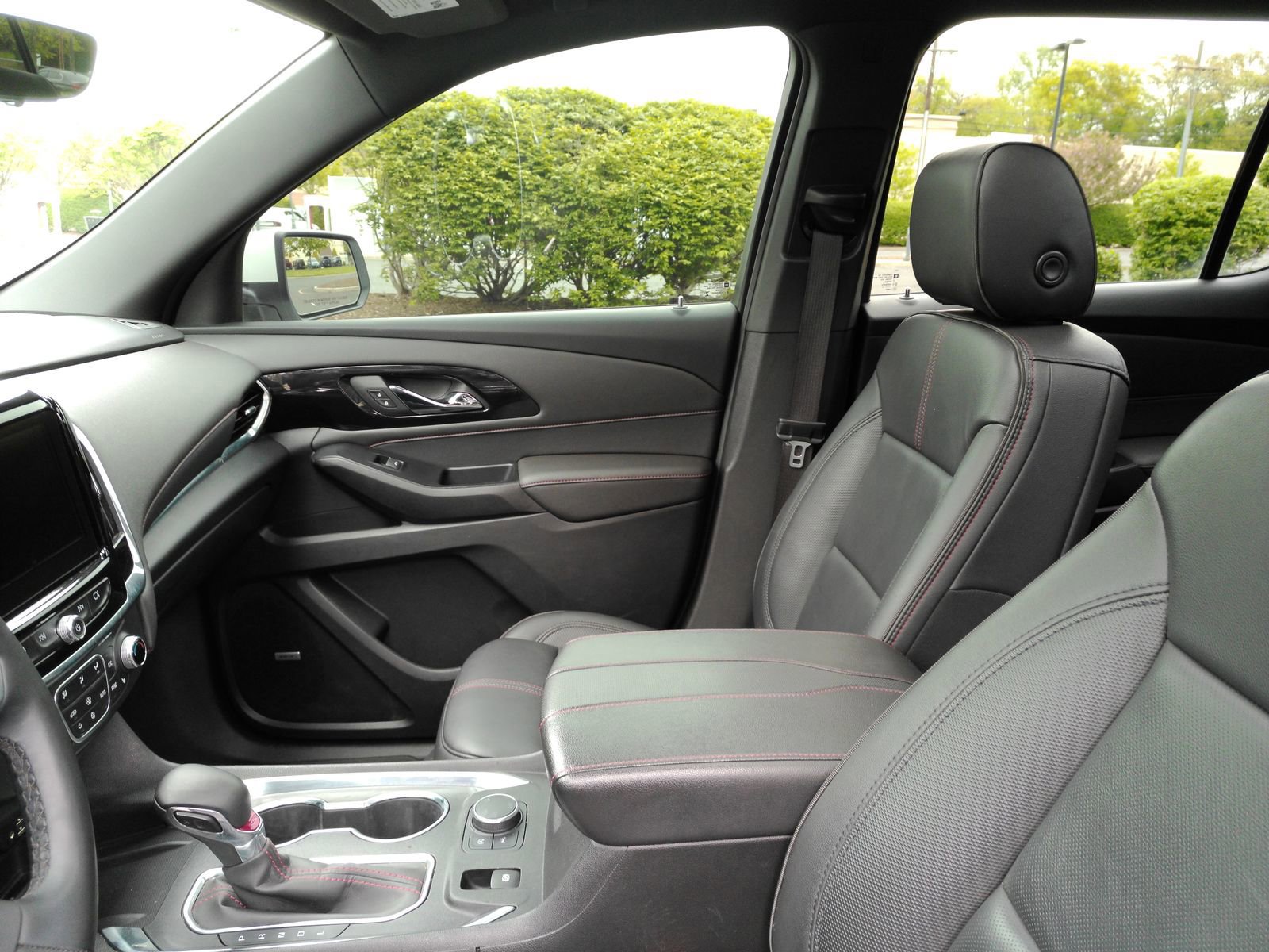 Certified 2023 Chevrolet Traverse RS AWD/4WD image 10