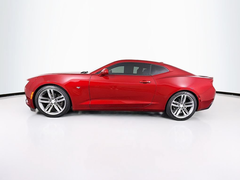 Used 2018 Chevrolet Camaro LT RWD image 6