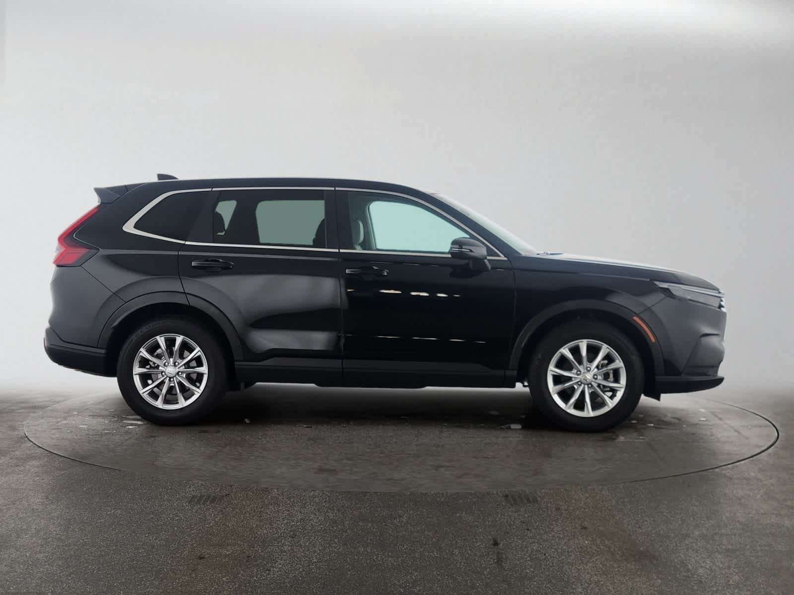 Used 2025 Honda CR-V EX image 2