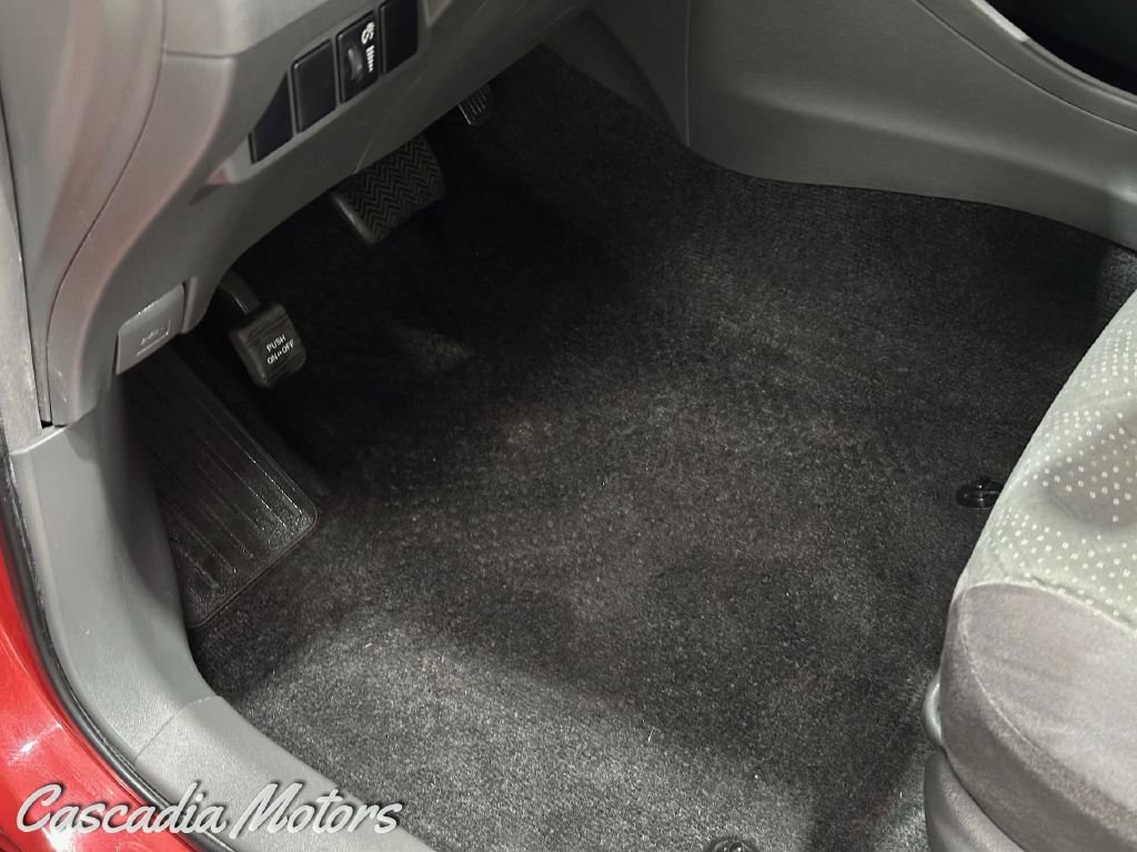 Used 2012 Toyota Prius V Three image 23