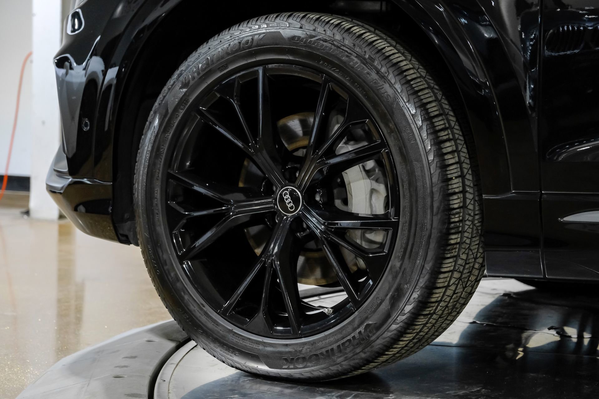 Used 2023 Audi Q8 Premium Plus w/ Premium Plus Package image 61