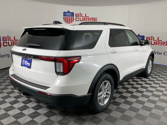 New 2026 Ford Explorer Active RWD image 3