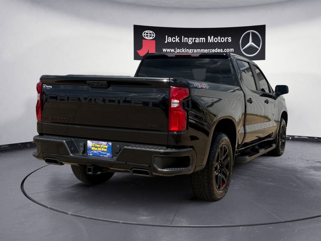 Used 2023 Chevrolet Silverado 1500 RST w/ Redline Edition AWD/4WD image 5