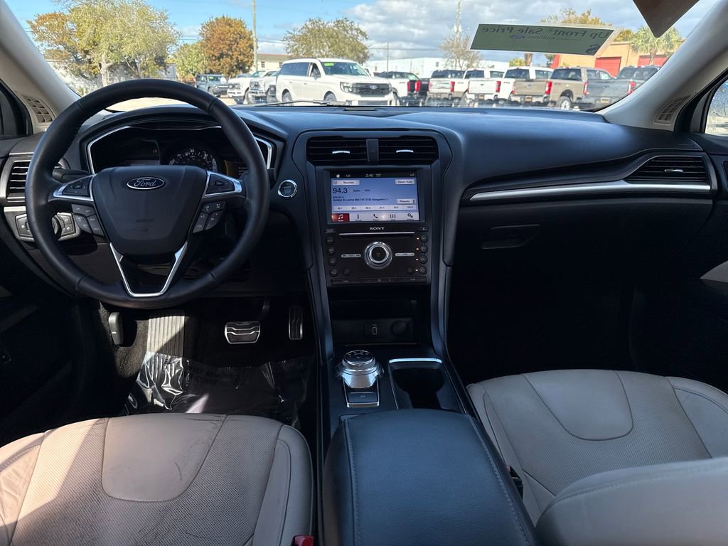 Used 2017 Ford Fusion Titanium image 6