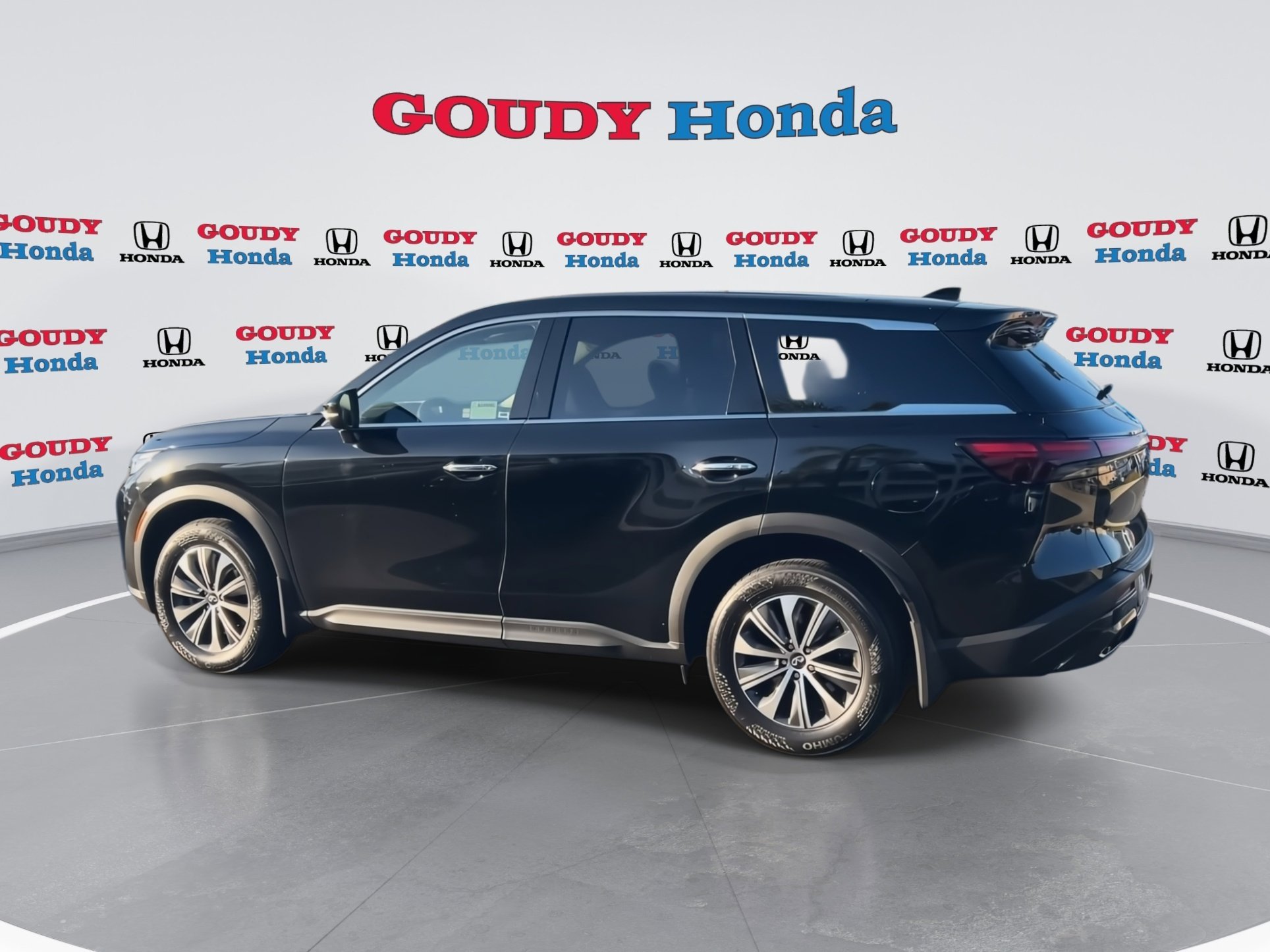 Used 2024 INFINITI QX60 Pure image 6
