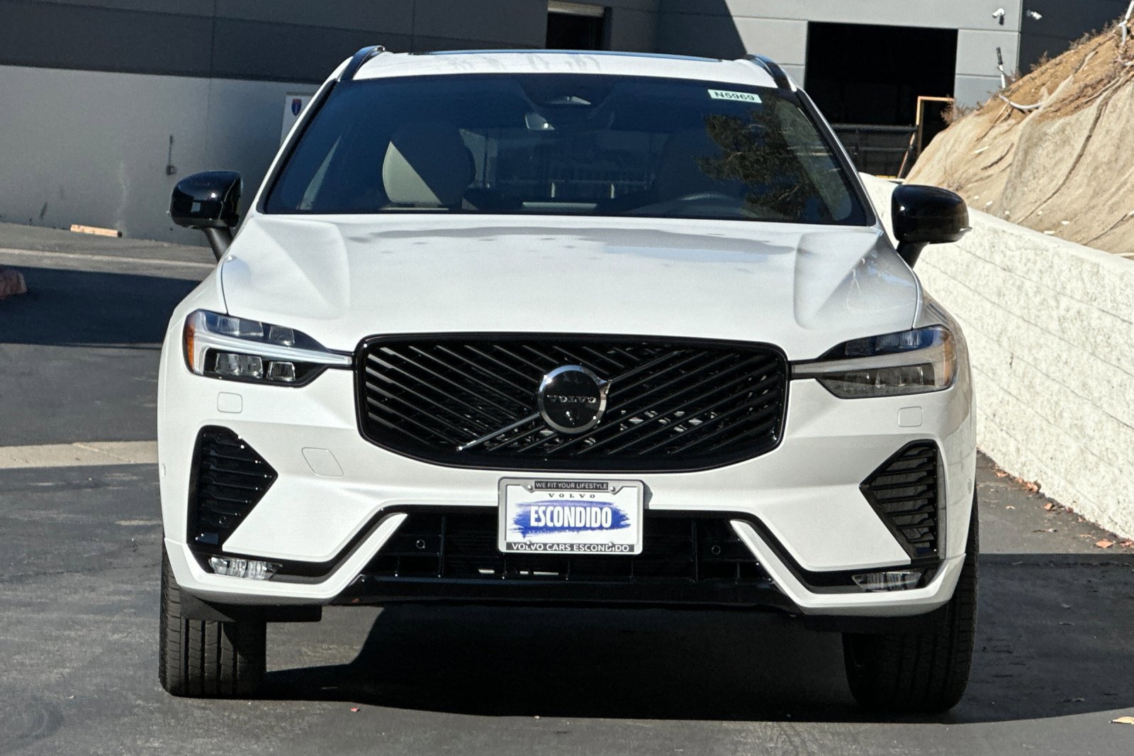 New 2026 Volvo XC60 B5 Plus w/ Climate Package image 3