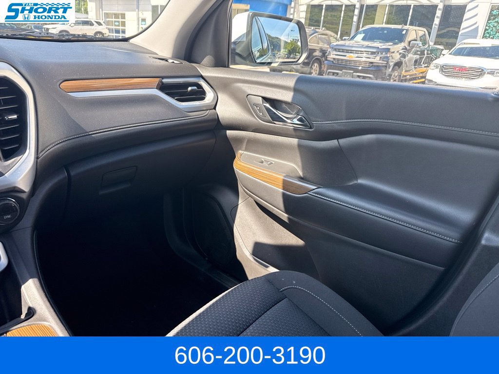 Used 2021 GMC Acadia SLE FWD image 15