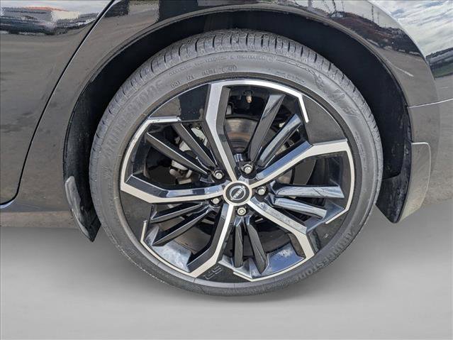 Used 2023 Nissan Altima 2.5 SR w/ SR Premium Package FWD image 8