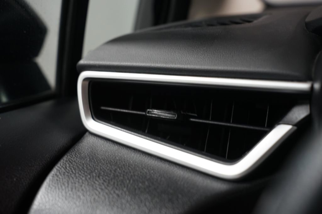 Certified 2023 Toyota Corolla LE image 23