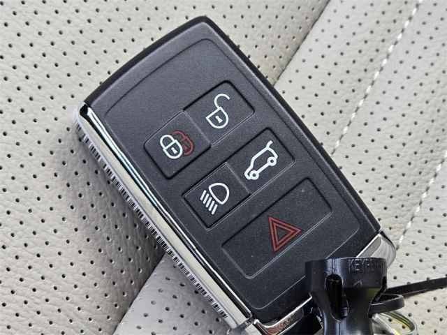 New 2025 Land Rover Discovery Sport S AWD/4WD image 44