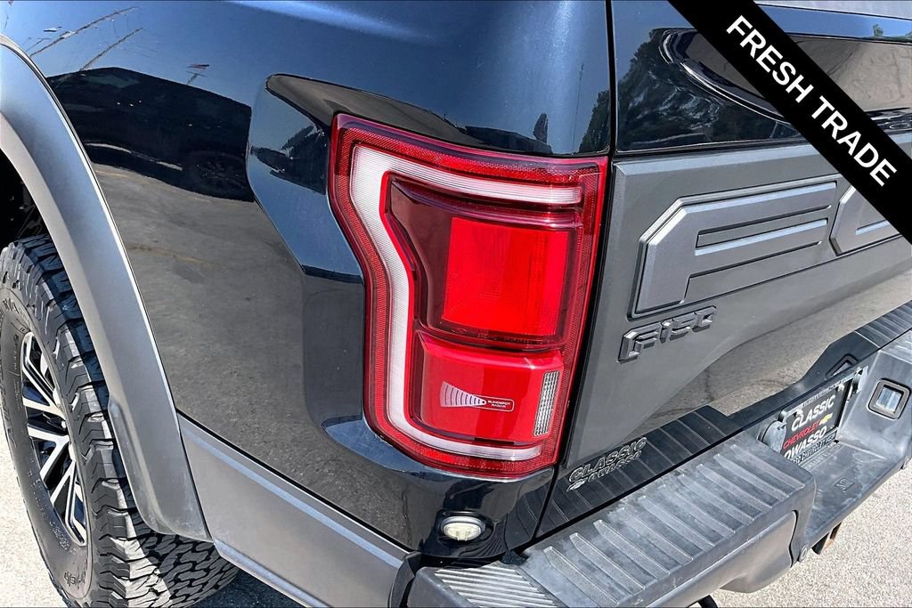 Used 2019 Ford F150 Raptor w/ Equipment Group 802A Luxury AWD/4WD image 23