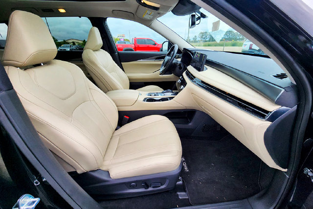 Used 2022 INFINITI QX60 Luxe w/ Cargo Package AWD/4WD image 33