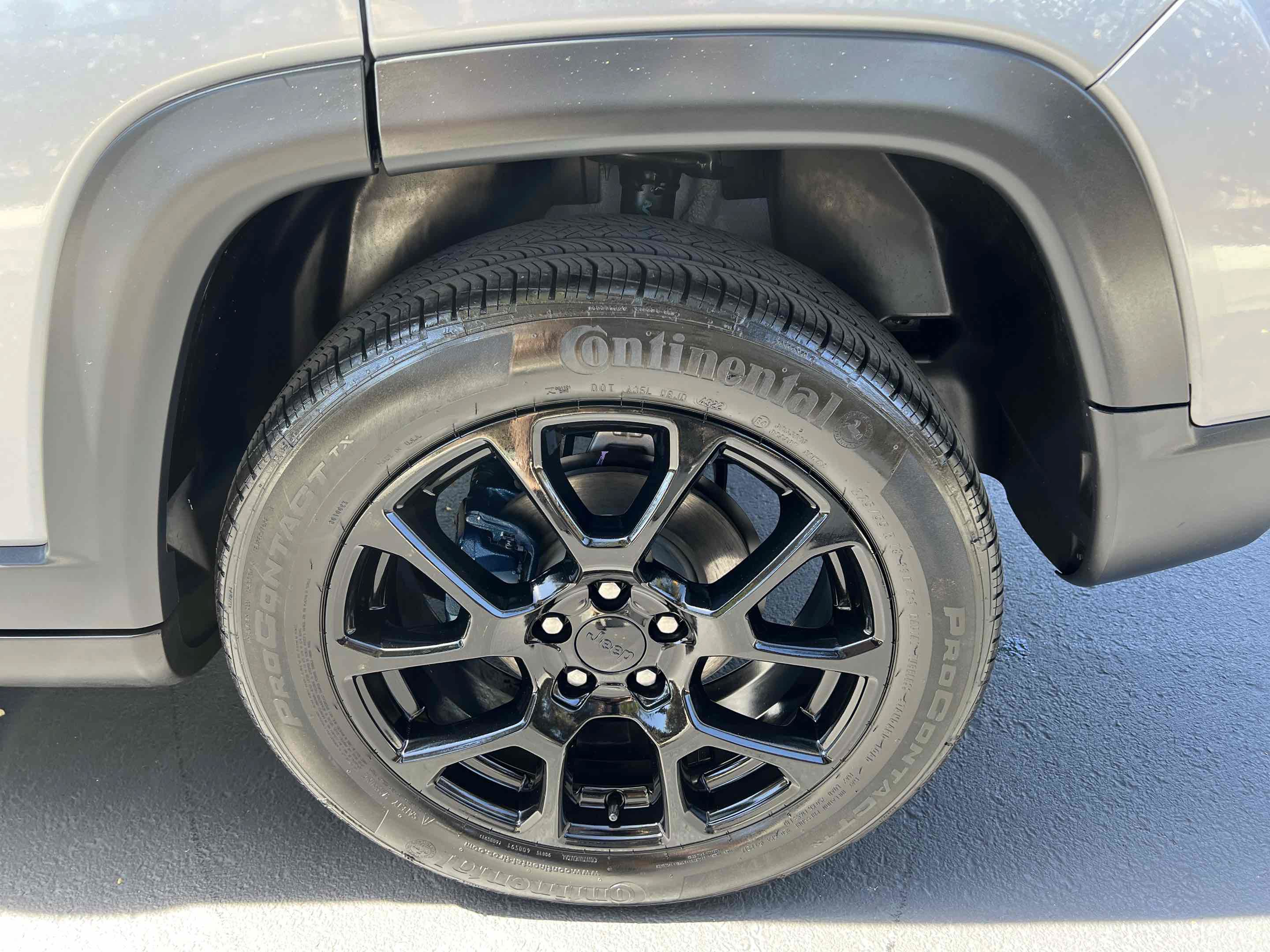 Used 2023 Jeep Compass Latitude AWD/4WD image 81