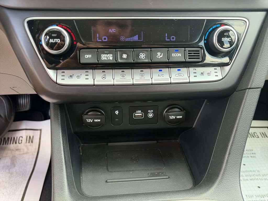 Used 2019 Hyundai Sonata Limited w/ Ultimate Package 02 FWD image 18