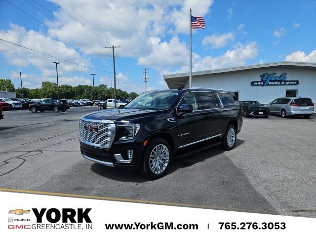 Used 2023 GMC Yukon XL Denali w/ Advanced Technology Package