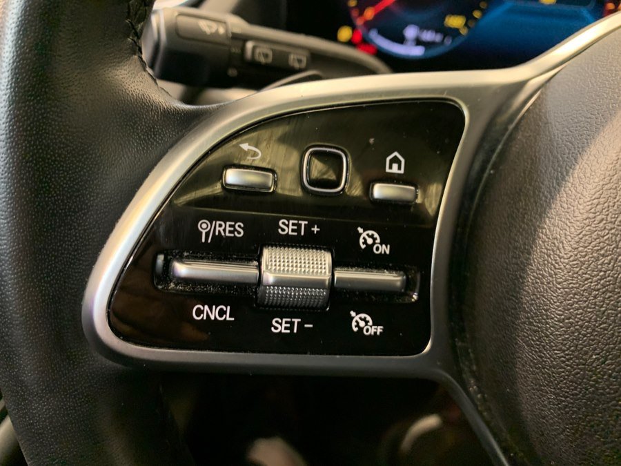Used 2023 Mercedes-Benz GLA 250 4MATIC w/ AMG Line Exterior image 23