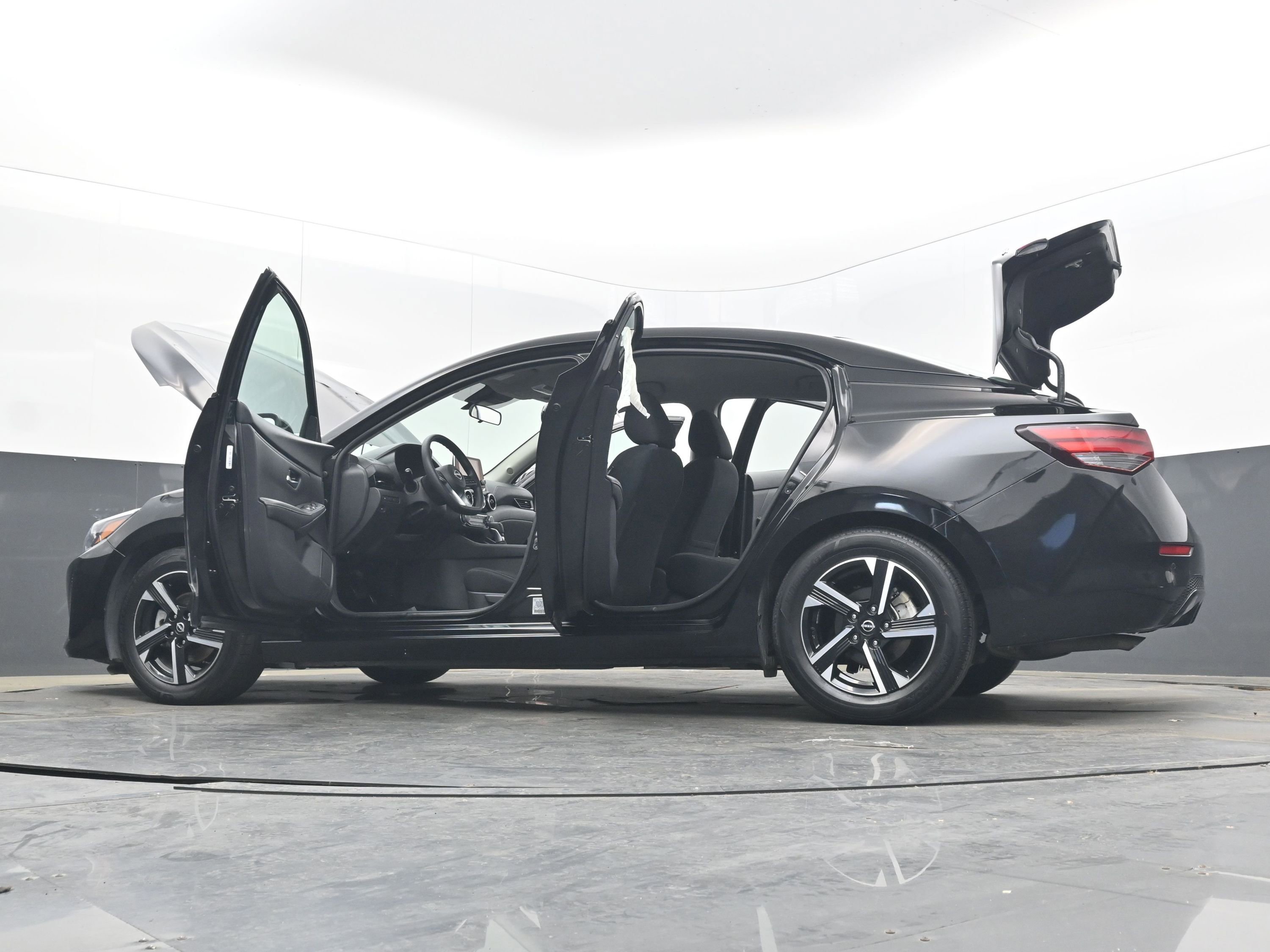 Used 2024 Nissan Sentra SV image 40