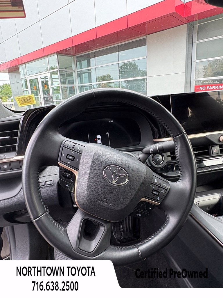 Used 2023 Toyota Crown AWD/4WD image 20
