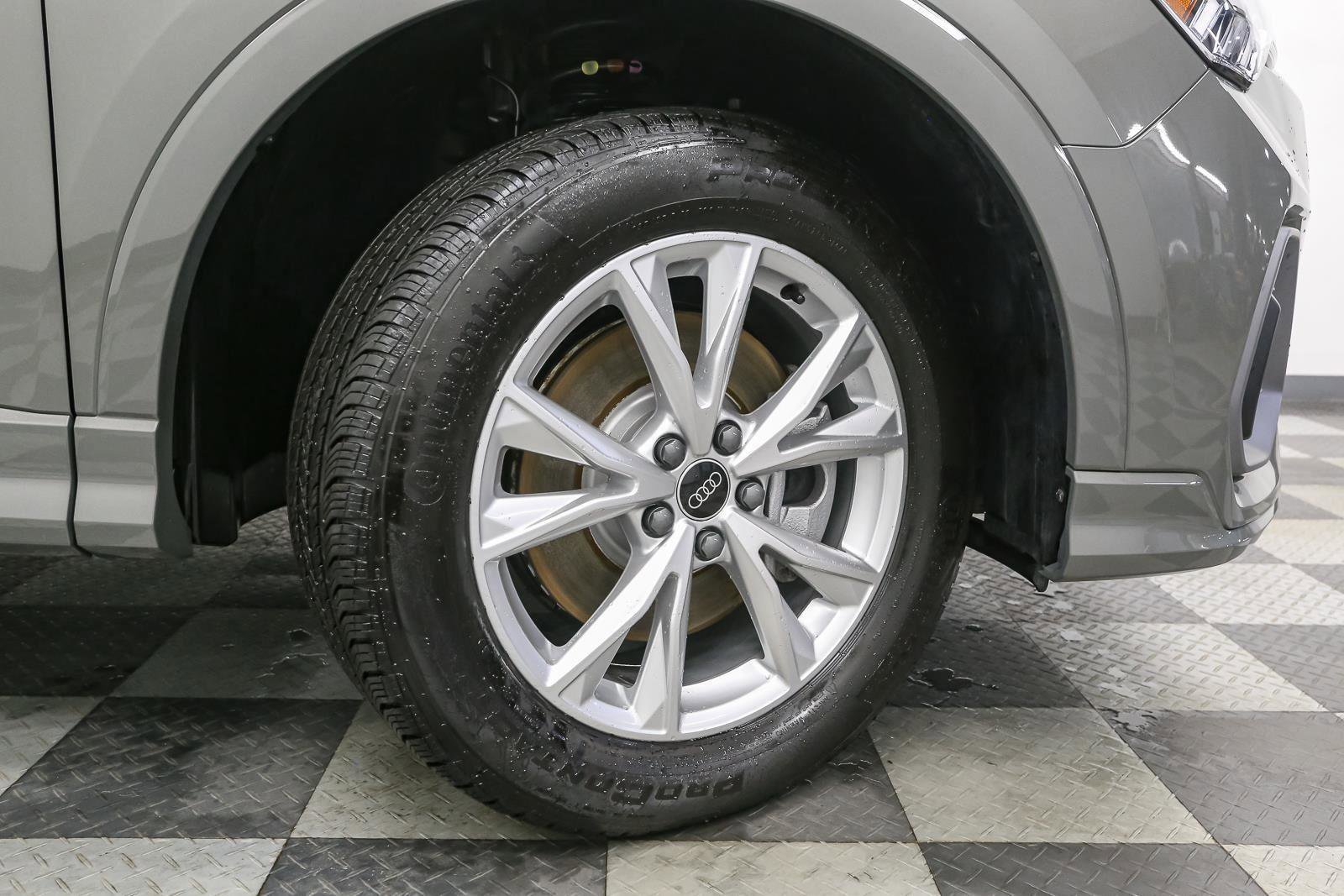 Used 2025 Audi Q3 2.0T Premium Plus w/ Premium Plus Package AWD/4WD image 18