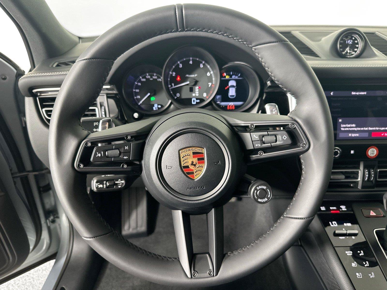 Used 2026 Porsche Macan Turbo AWD/4WD image 20