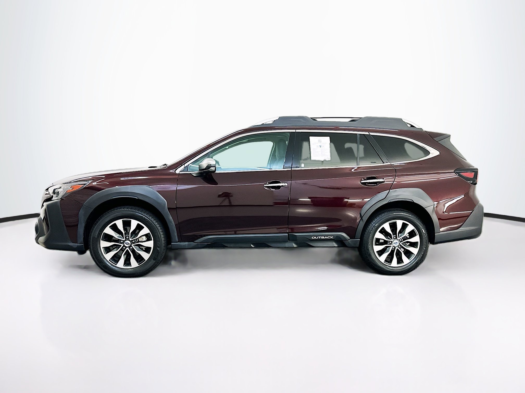 Used 2024 Subaru Outback Touring XT AWD/4WD image 4