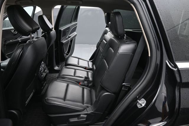 Used 2023 Lincoln Aviator AWD image 14