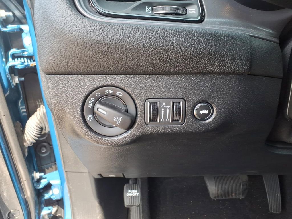 Used 2023 Dodge Challenger SXT w/ Blacktop Package image 12