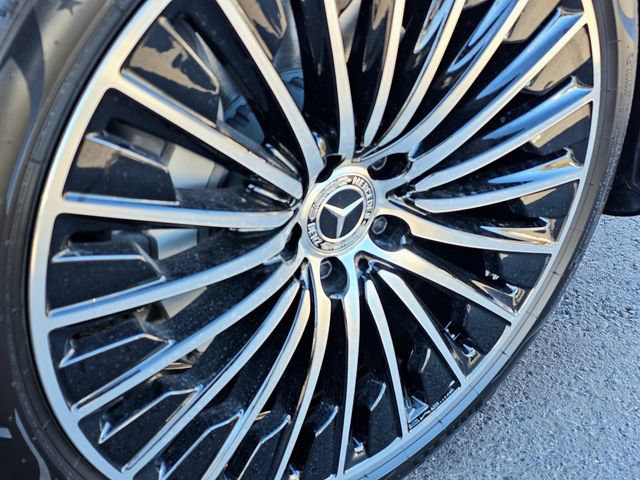 New 2026 Mercedes-Benz E 350 4MATIC Sedan image 5