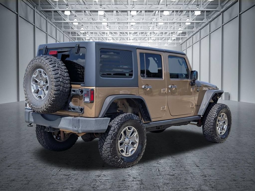 Used 2015 Jeep Wrangler Unlimited Rubicon w/ Max Tow Package AWD/4WD image 8