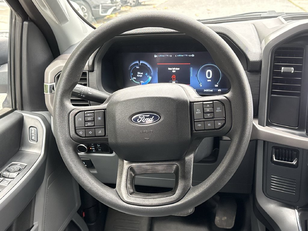 Used 2025 Ford F150 Lightning Pro AWD/4WD image 11