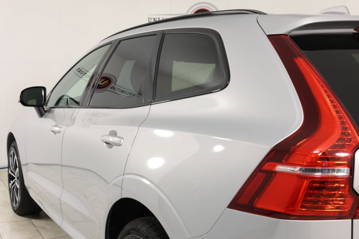 Used 2025 Volvo XC60 B5 Plus AWD/4WD image 45