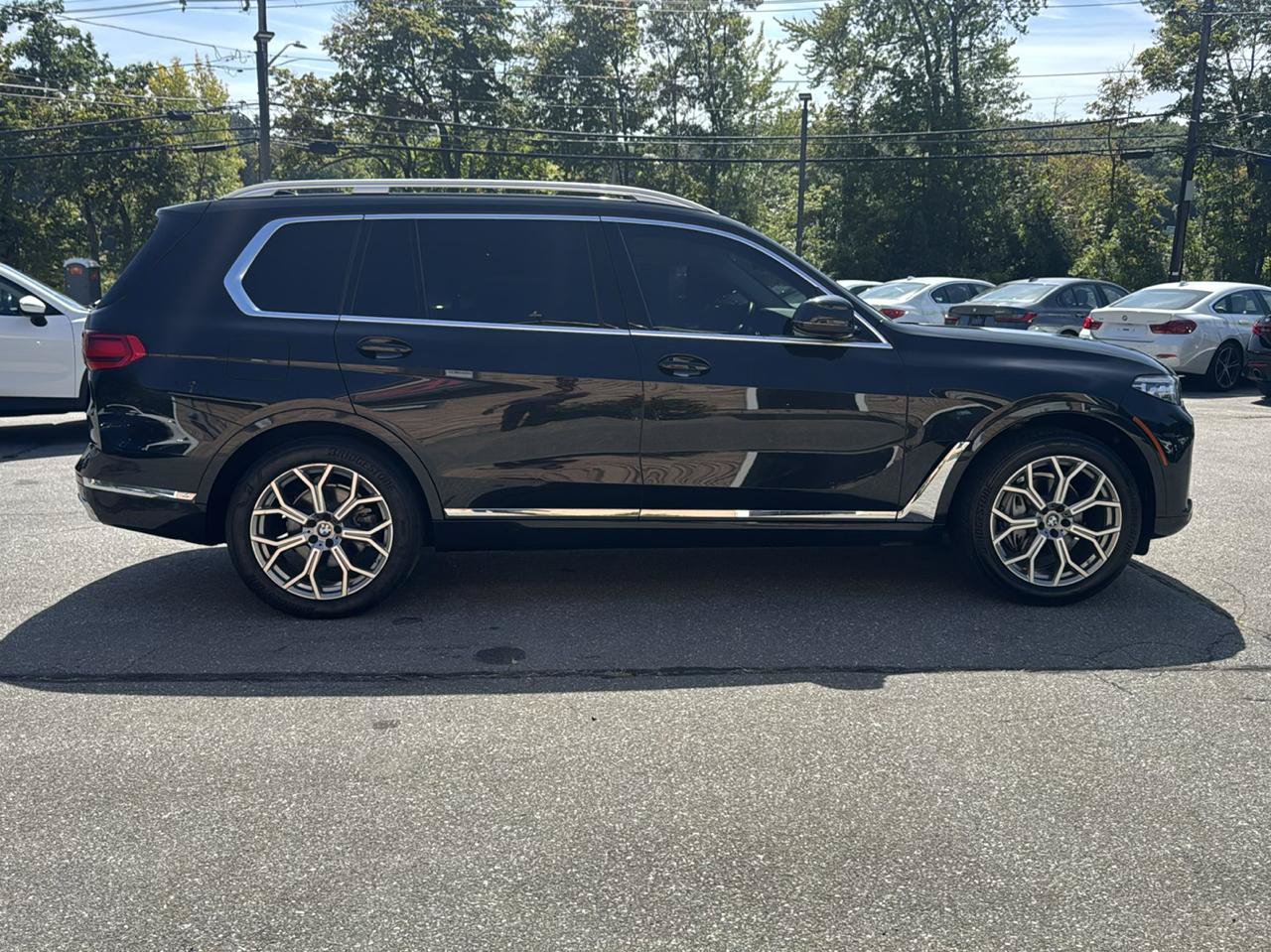 Used 2021 BMW X7 xDrive40i w/ Luxury Seating Package AWD/4WD image 7