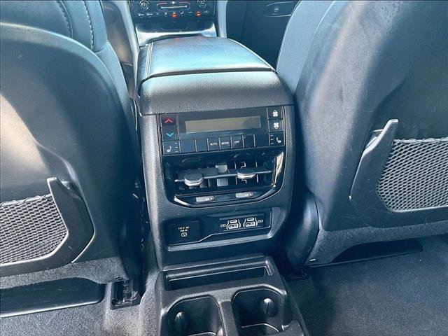 Used 2021 Jeep Grand Cherokee L Limited image 25