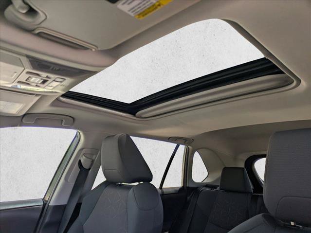 Used 2019 Toyota RAV4 XLE FWD image 17