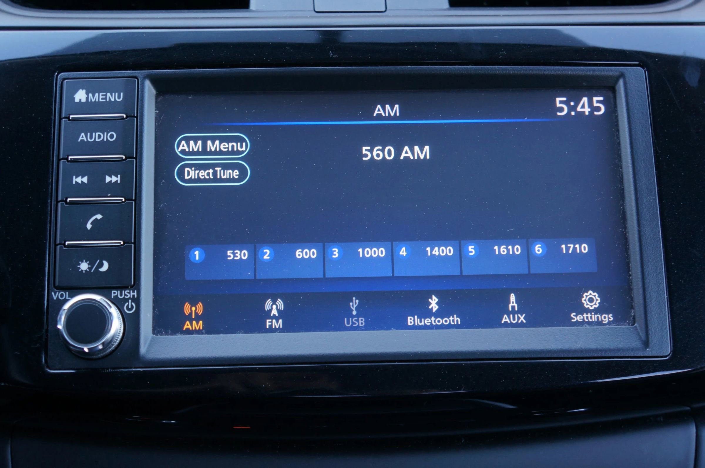 Used 2019 Nissan Sentra S image 33