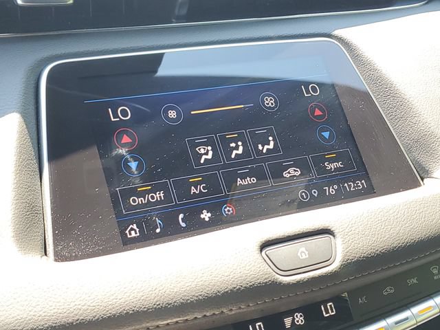 Used 2023 Cadillac XT4 Premium Luxury w/ Cold Weather Package FWD image 17