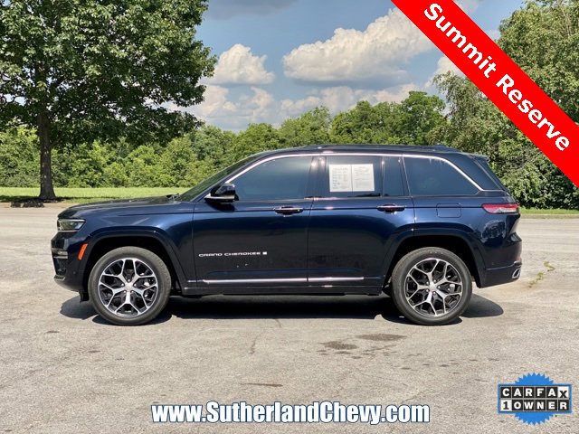 Used 2024 Jeep Grand Cherokee Summit image 4