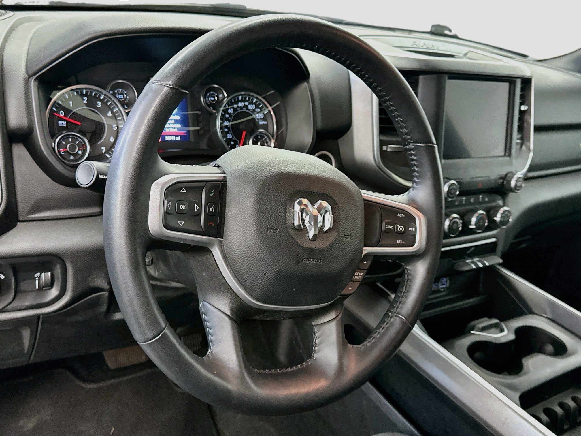 Used 2024 RAM 1500 Big Horn AWD/4WD image 18