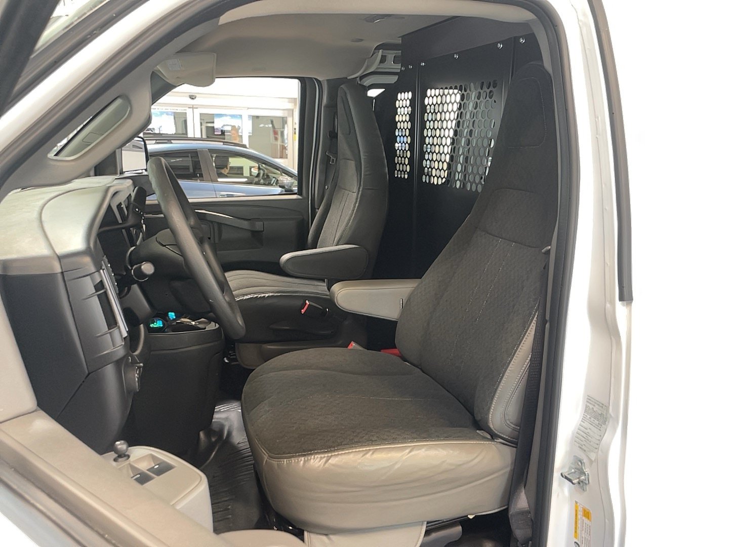Used 2025 Chevrolet Express 2500 w/ Driver Convenience Package RWD image 23