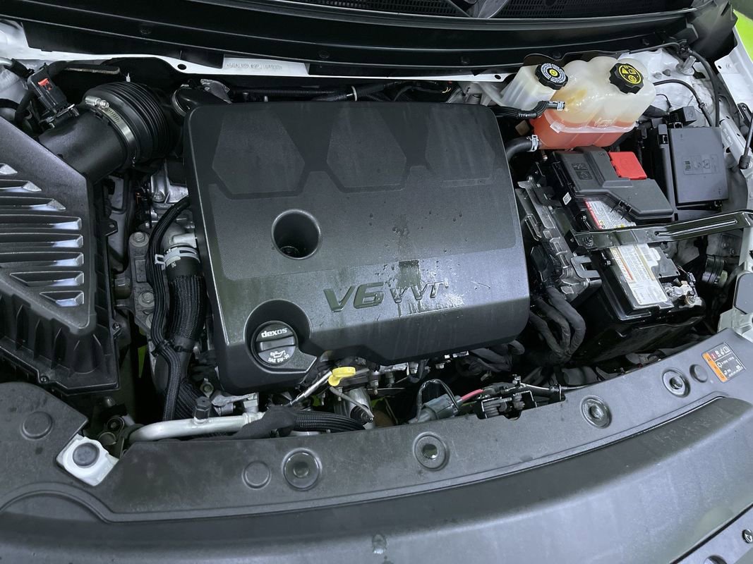 Used 2023 Buick Enclave Essence FWD image 29