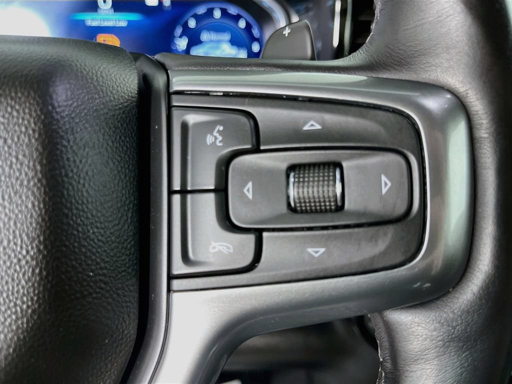 Used 2023 Chevrolet Silverado 1500 LTZ AWD/4WD image 17