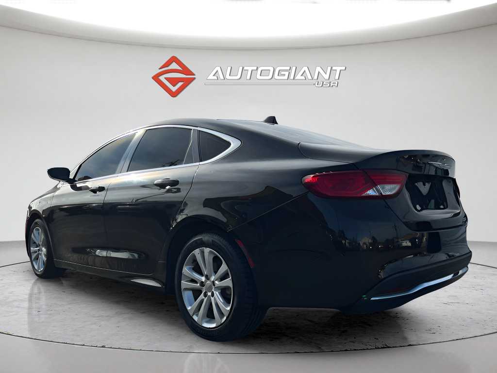 Used 2017 Chrysler 200 Limited Platinum FWD image 5